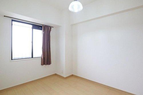 アピア1・シティライフ逆瀬川1の洋室|洋室 約4.5帖