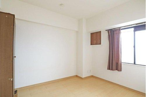 アピア1・シティライフ逆瀬川1の洋室|洋室 約5.5帖