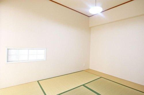 アピア1・シティライフ逆瀬川1の和室|落ち着きのある和室（4.5帖）