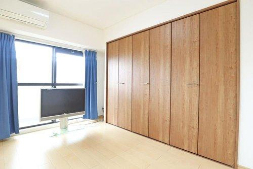 アピア1・シティライフ逆瀬川1の洋室|洋室 約5.8帖