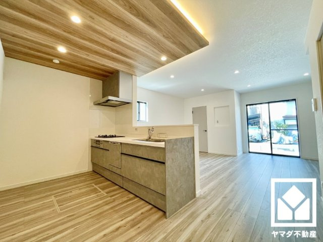 伏見区淀際目町　1号地の駐車場