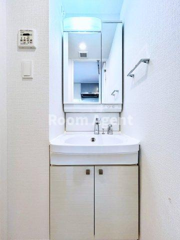 エスリード新栄グランラグジェの洗面所