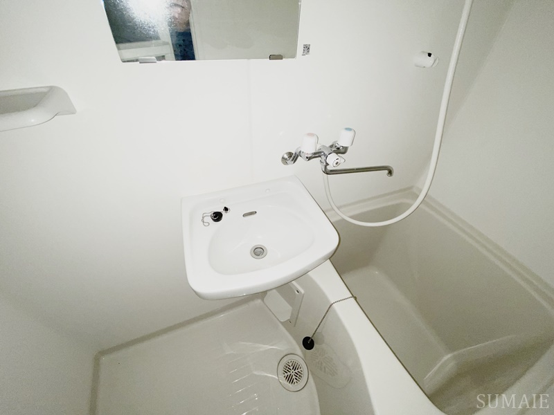 リブ東小岩の洗面所|洗面台付き☆