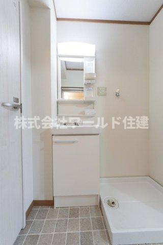 狭山市狭山台2丁目狭山台団地の独立洗面台|独立洗面化粧台付き