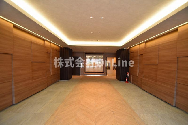 【ロビー】 | AELL OSAKA EAST