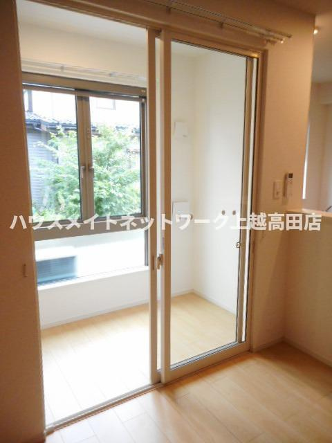 チェリー・ブロッサムＲ　Ⅱのバルコニー|サンルーム
