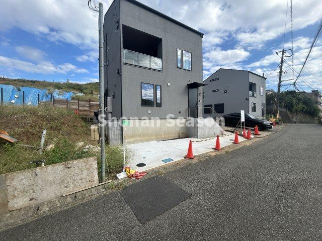 【外観】 | 現地堂々完成し、いつでも内覧可能です。
ご希望の際はお気軽にお問合せ下さい♪