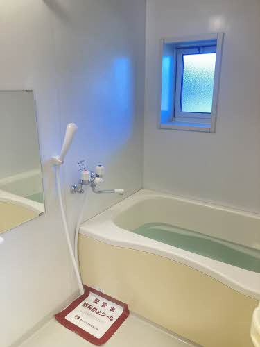 ガーデンコート六番館の浴室