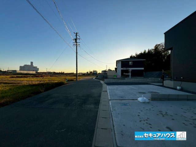 刈谷市重原本町　の前面道路含む現地写真|事前予約にて現地ご見学いただけます！お気軽にお問い合わせください♪
■株式会社　セキュアハウス■
住宅ローンに強く、知識、経験豊富なスタッフ在籍
お客様に寄り添い、ご成約後もサポート致します。
