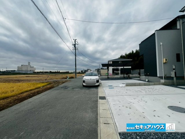 【今からご案内可能】刈谷市重原本町の前面道路含む現地写真|事前予約にて現地ご見学いただけます！お気軽にお問い合わせください♪
■株式会社　セキュアハウス■
住宅ローンに強く、知識、経験豊富なスタッフ在籍
お客様に寄り添い、ご成約後もサポート致します。