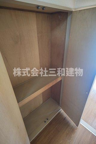 リキューハイツシオノの収納