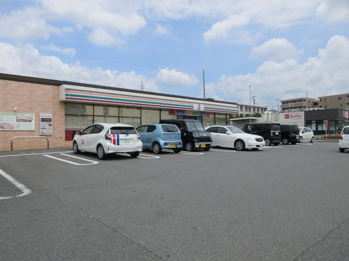 サンプレイスの周辺