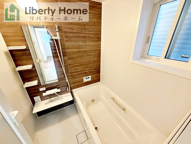 土浦市中村南1丁目　新築戸建　2階建ての浴室