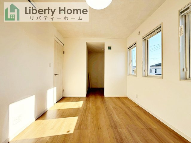 土浦市中村南1丁目　新築戸建　2階建ての子供部屋