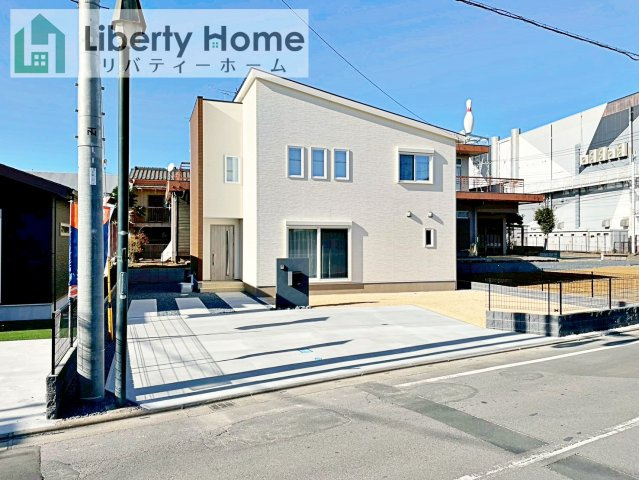 土浦市中村南1丁目　新築戸建　2階建ての外観|ご予約をいただければ、『平日の空いた時間』『周辺物件まとめて見たい』『1件だけ見たい』ももちろん可能です♪
お気軽にお問合せください♪
