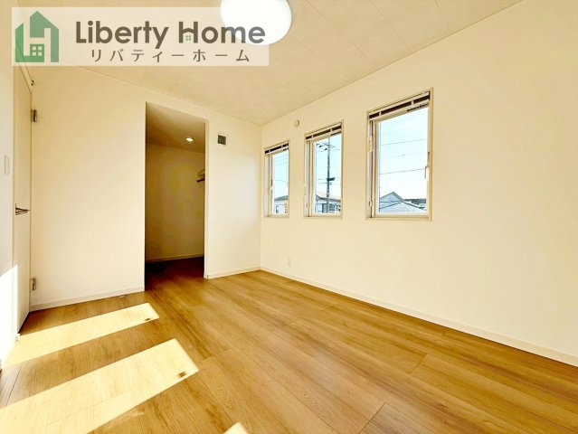 土浦市中村南1丁目　新築戸建　2階建ての子供部屋