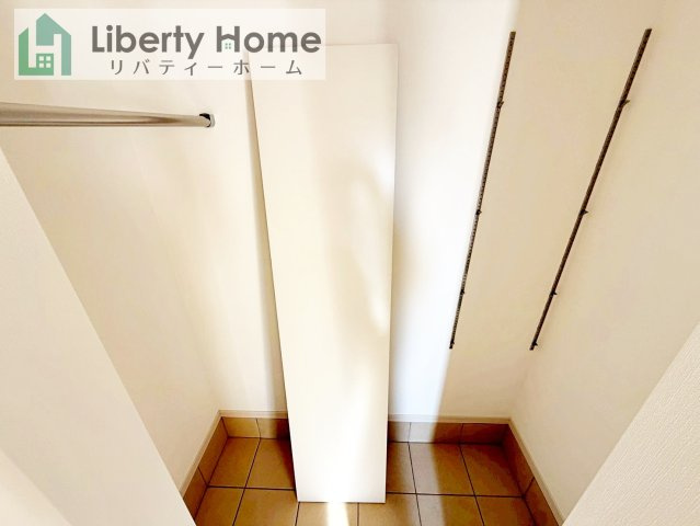 土浦市中村南1丁目　新築戸建　2階建ての玄関