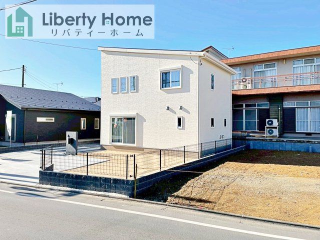 土浦市中村南1丁目　新築戸建　2階建ての外観