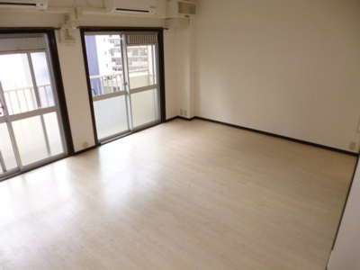 【玄関】 | サンフラッツ新大阪本館 | リビング