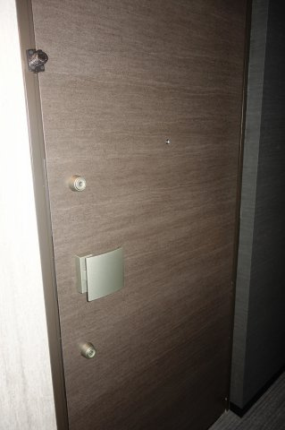 ザ・パークハビオ赤羽の玄関