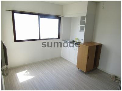 ベルコーポの居間・リビング