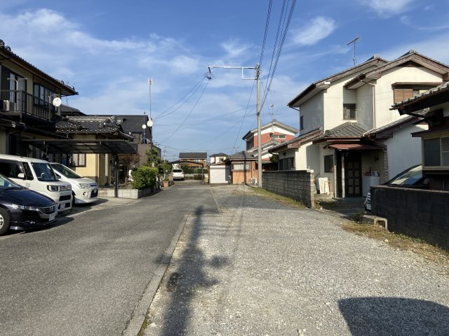茂原市下永吉1195貸家の前面道路含む現地写真