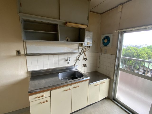 御園団地　6号棟のキッチン