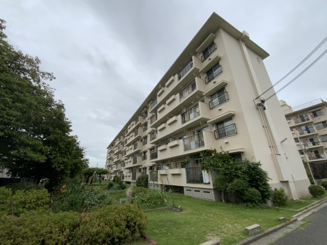 御園団地　6号棟の外観|御園団地6号棟