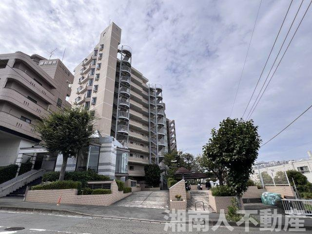 パレスヒルズ石名坂の外観|落ち着いた雰囲気の外観です