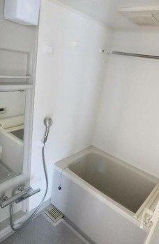 【浴室】 | HF西新宿レジデンスEAST | 浴室乾燥機付きバス。