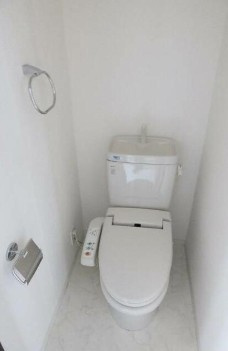 【トイレ】 | HF西新宿レジデンスEAST | 温水洗浄便座。