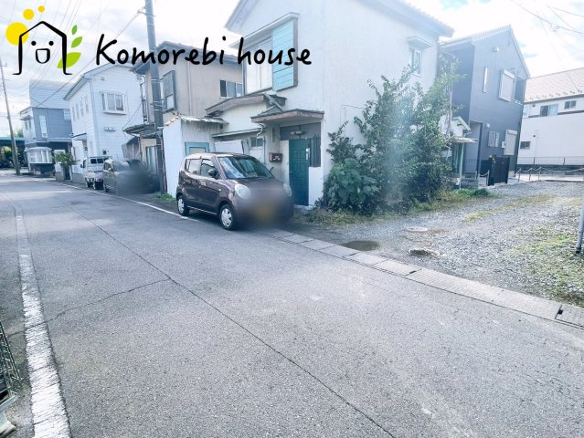 川島町大字中山　中古一戸建ての前面道路含む現地写真|前面道路含む現地写真です