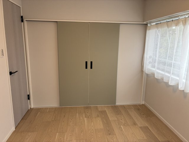 鷺沼スタードエリングの洋室|洋室(2) WTCの扉を閉めたとき