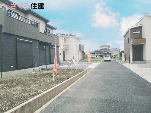矢板市木幡　1号棟の前面道路含む現地写真|前面道路は南なので、日当たり良好です♪
