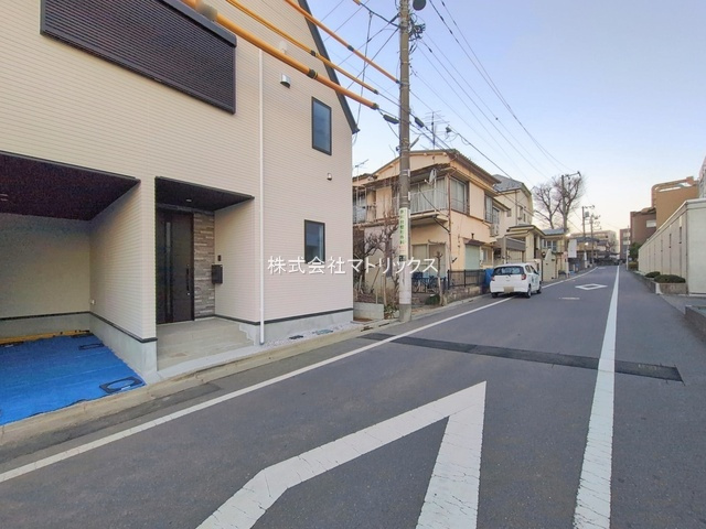 板橋区桜川2丁目　城北中央公園3分　緑豊かな街並み　限定1棟の前面道路含む現地写真