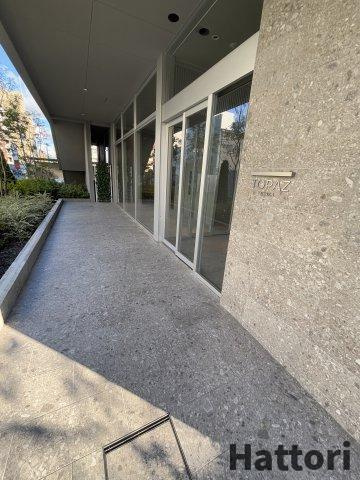 TOPAZ江坂のエントランス