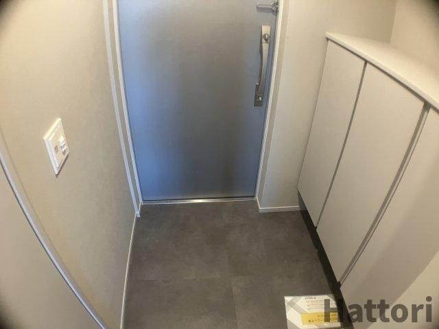 TOPAZ江坂の玄関