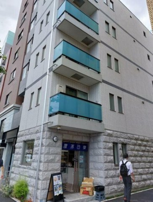 【外観】 | アマビーレ中野本町４丁目 | 鉄筋コンクリート造のがっちりとした建物。