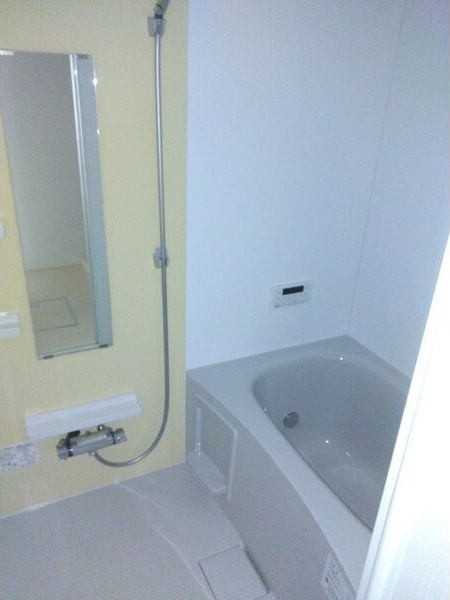 ソレイユ桜町の浴室