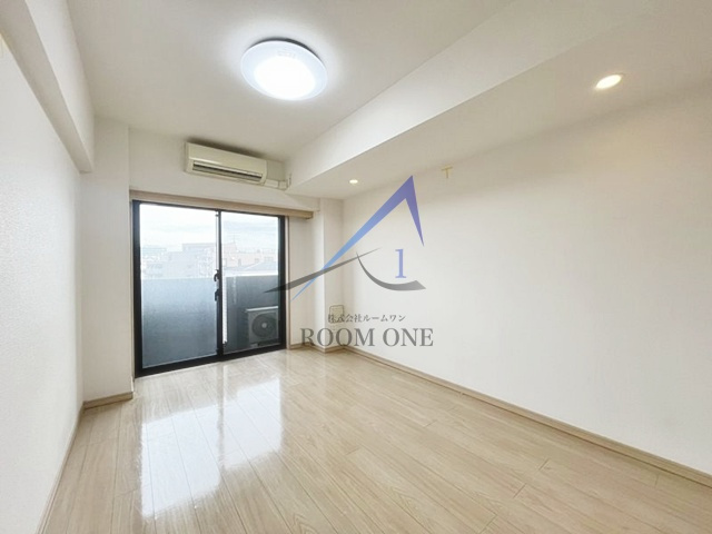 ルーブル多摩川六番館の居間・リビング|洋室のお部屋です。