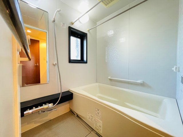 【浴室】 | コンフォート籠原駅前ソレイユ