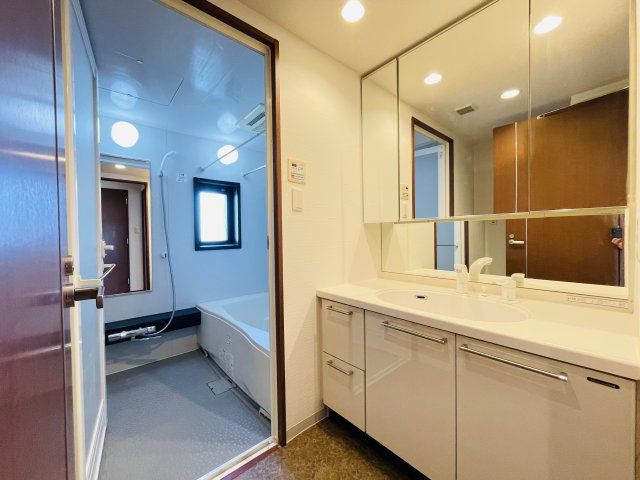 【脱衣所】 | コンフォート籠原駅前ソレイユ