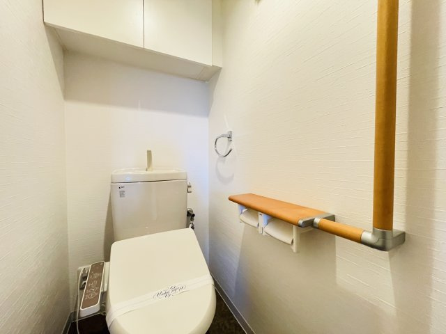 【トイレ】 | コンフォート籠原駅前ソレイユ