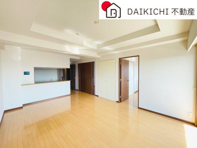 【居間・リビング】 | コンフォート籠原駅前ソレイユ