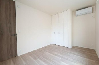 【寝室】 | MAISON CUBE Y’S | きれいなフローリング。