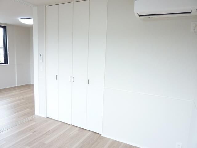 小平市花小金井南町２丁目の賃貸マンションの洋室