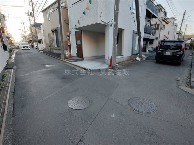 【前面道路含む現地写真】 | 三芳町藤久保 | 都市ガス・本下水