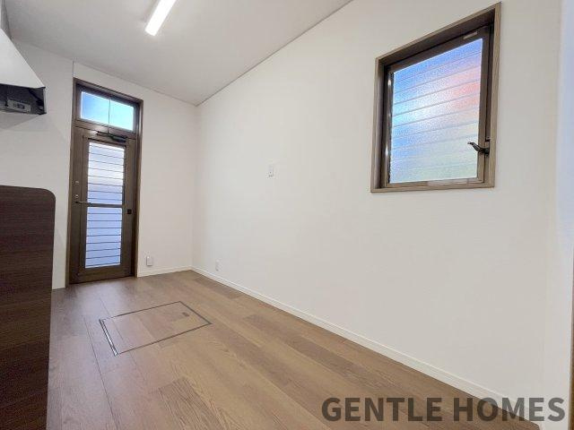 障子岳南2丁目戸建の収納