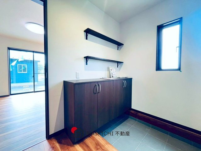 【玄関】 | 加須市下高柳第11期　ワイウッドコート　新築戸建　全12棟　10号棟