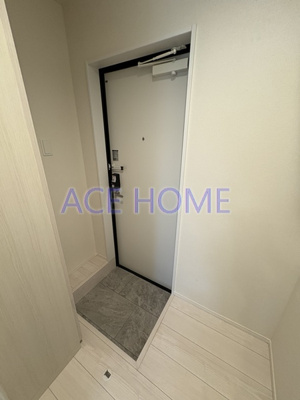 【玄関】 | ソレイユ大東町